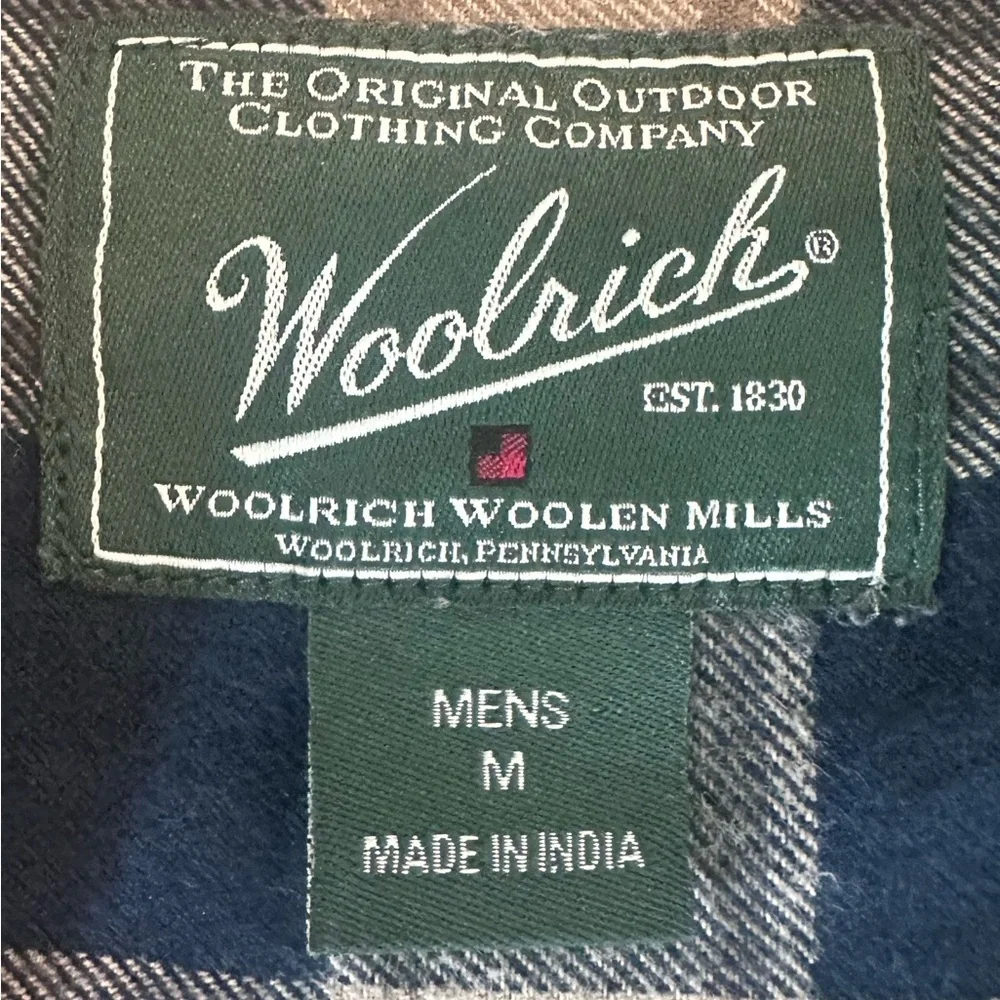 Woolrich Men’s Plaid Flannel Button-Up Shirt – Size Medium - Picture 4 of 7
